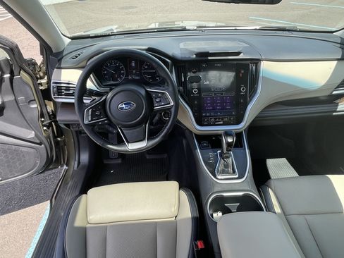 Used 2022 Subaru Outback Limited AWD/4WD image 12