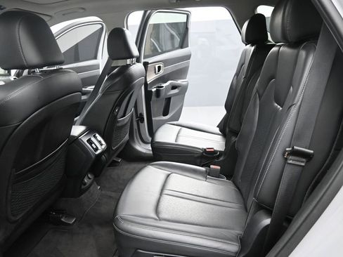Certified 2023 Kia Sorento X-Line EX AWD/4WD image 17
