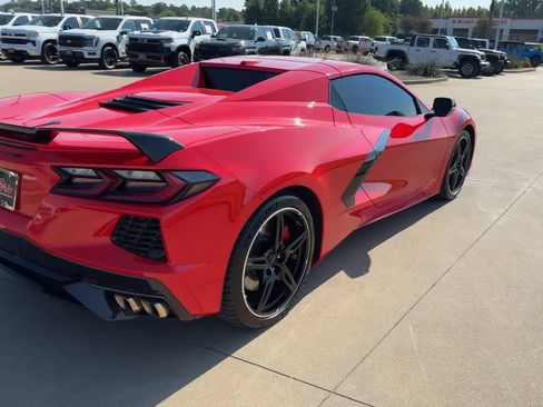Used 2023 Chevrolet Corvette Stingray Premium Conv w/ Z51 Performance Package RWD image 8