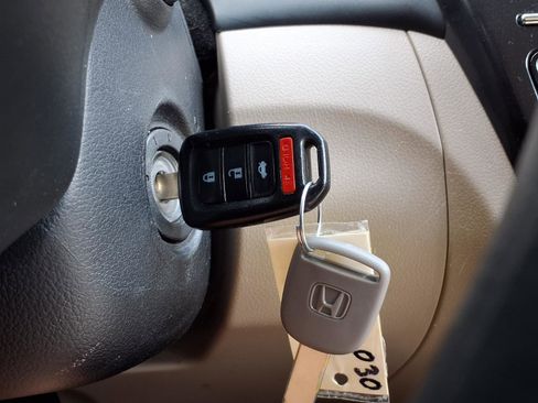 Used 2015 Honda Civic SE image 11