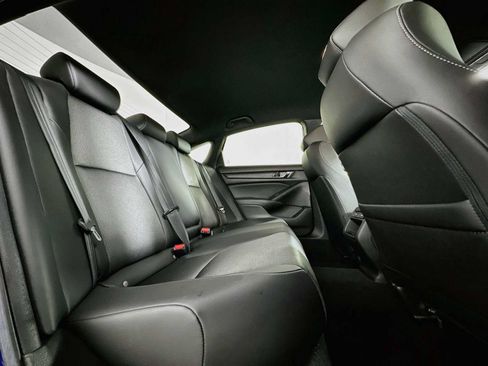 Used 2021 Honda Accord Sport image 23