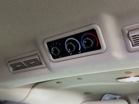 Used 2017 Chevrolet Express 3500 LT w/ LT Preferred Equipment Group image 28