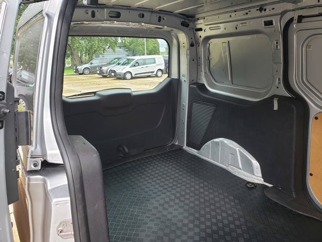 Used 2016 Ford Transit Connect XL FWD image 19