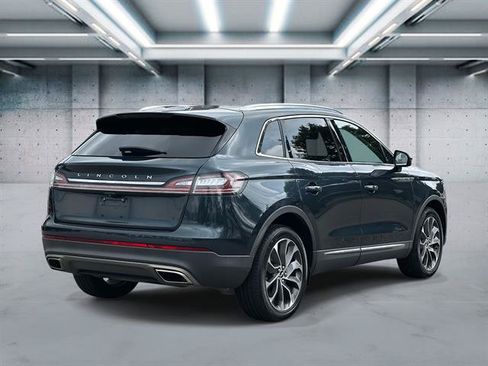 Used 2021 Lincoln Nautilus Reserve AWD/4WD image 26
