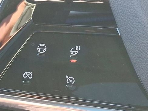 New 2026 Cadillac Optiq Luxury 1 image 13