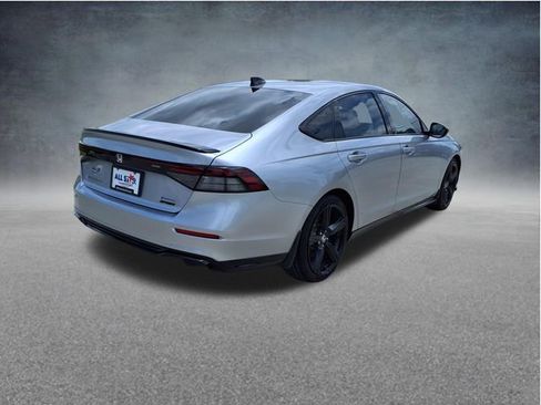 Used 2023 Honda Accord Sport image 8