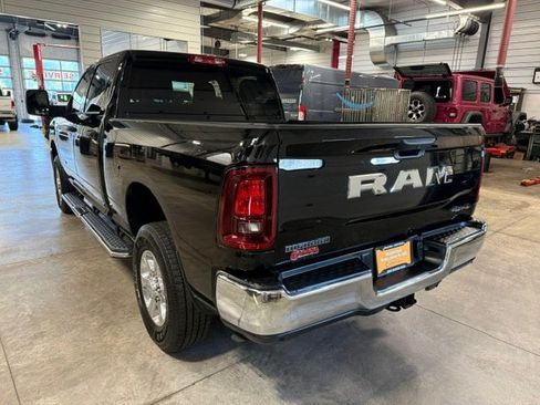 Certified 2026 RAM 2500 Big Horn AWD/4WD image 25