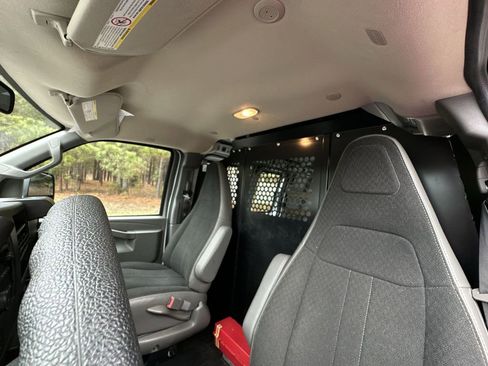 Used 2024 Chevrolet Express 2500 w/ Driver Convenience Package image 16