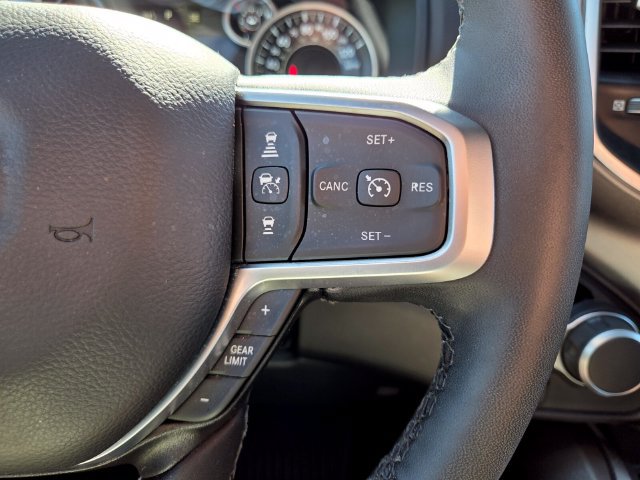 Certified 2025 RAM 1500 Big Horn AWD/4WD image 30