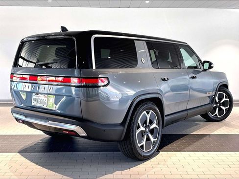 Used 2024 Rivian R1S Adventure Quad AWD/4WD image 10