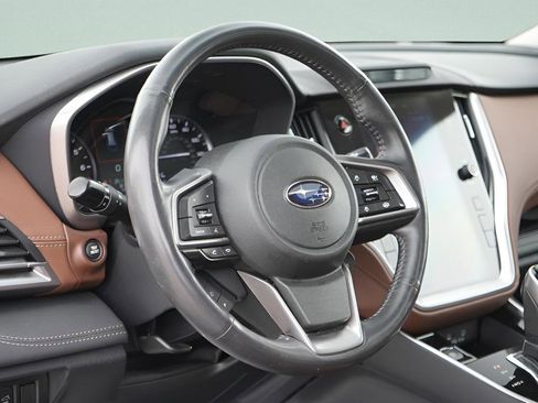 Used 2020 Subaru Outback Touring XT AWD/4WD image 27