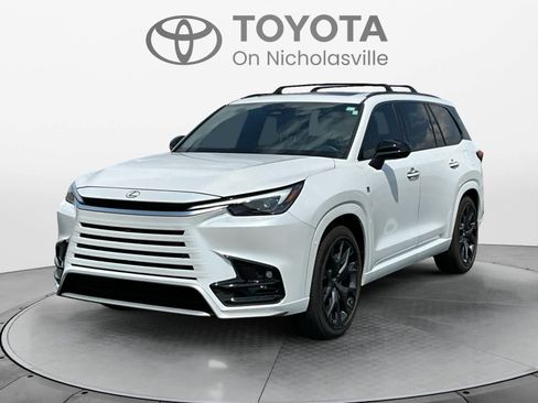 Used 2025 Lexus TX 500h AWD w/ Technology Package image 1