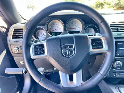 Used 2013 Dodge Challenger SXT RWD image 17