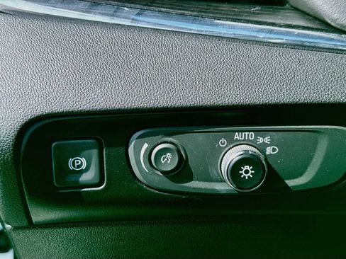 Used 2020 Buick Enclave Avenir w/ Avenir Technology Package FWD image 20