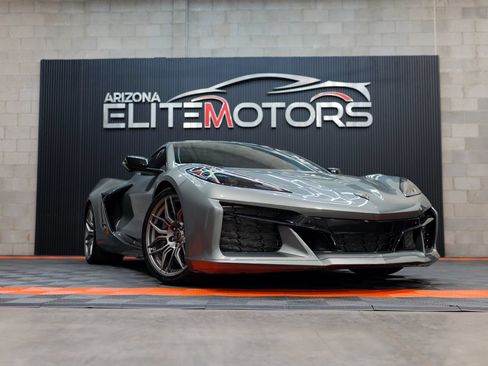 Used 2024 Chevrolet Corvette Z06 w/ Battery Protection Package RWD image 6