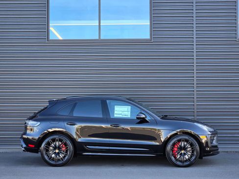 New 2026 Porsche Macan GTS AWD/4WD image 8