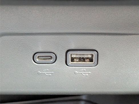 New 2026 Chevrolet Trax LT w/ Sunroof Package image 20