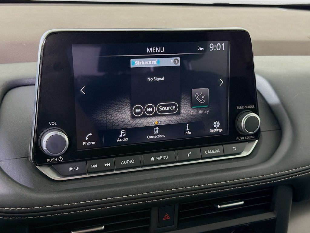 Used 2023 Nissan Rogue SV AWD/4WD image 34