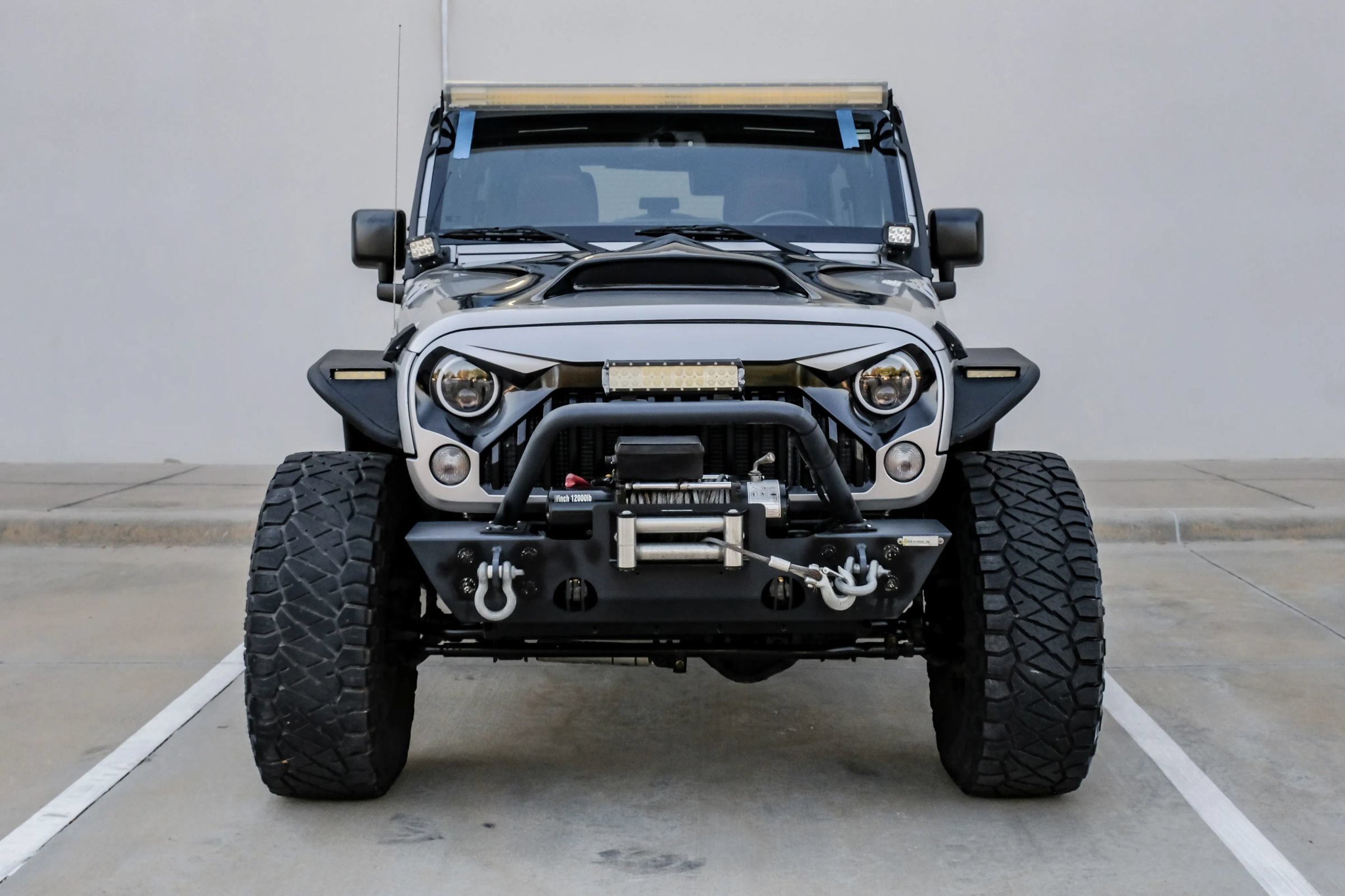 Used 2016 Jeep Wrangler Unlimited Rubicon w/ Connectivity Group AWD/4WD image 5