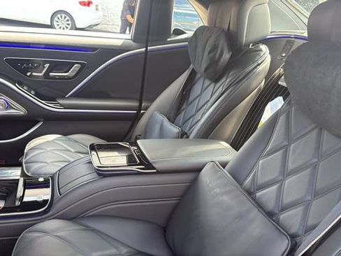 Certified 2023 Mercedes-Benz Maybach S 580 4MATIC image 30