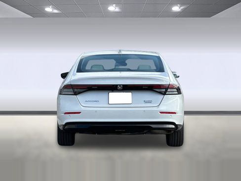 New 2026 Honda Accord Touring image 9