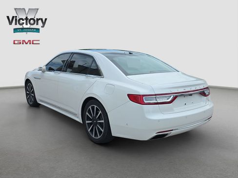 Used 2017 Lincoln Continental Reserve w/ Technology Package AWD/4WD image 15