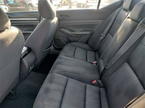 Used 2023 Nissan Altima 2.5 SV image 17