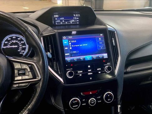 Used 2020 Subaru Forester Touring image 7