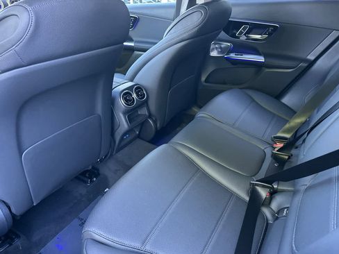 New 2026 Mercedes-Benz GLC 300 4MATIC image 11