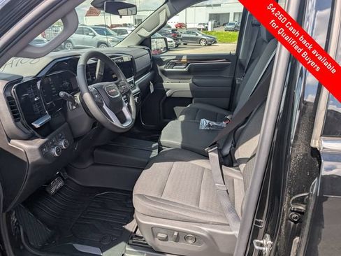 New 2026 GMC Sierra 1500 SLE AWD/4WD image 15