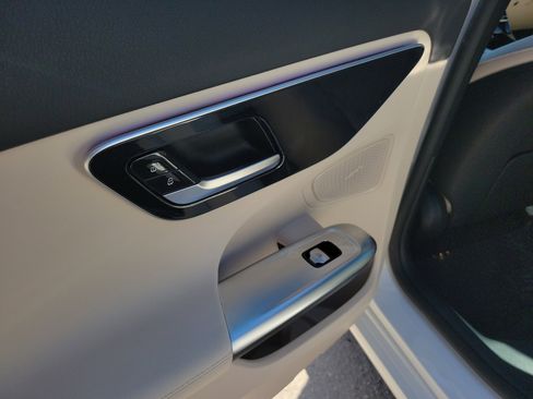 Certified 2025 Mercedes-Benz C 300 Sedan image 11