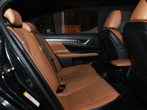 Used 2018 Lexus GS 350 F Sport image 12