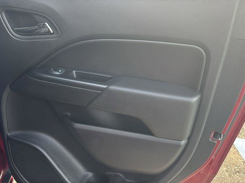 Used 2020 Chevrolet Colorado ZR2 image 19