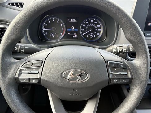 Used 2023 Hyundai Kona SEL image 20