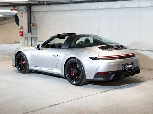 Certified 2026 Porsche 911 Targa 4 GTS AWD/4WD image 3