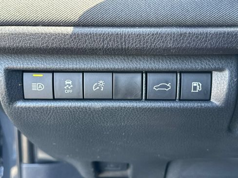 Used 2025 Toyota Camry LE FWD image 35