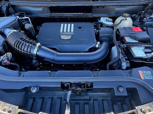 Used 2021 Cadillac XT5 Luxury image 9