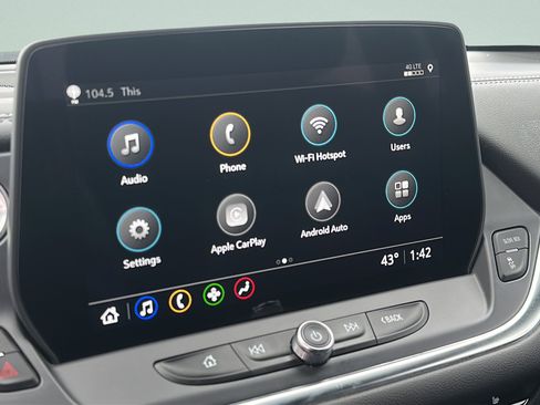 Used 2025 Chevrolet Blazer LT image 27