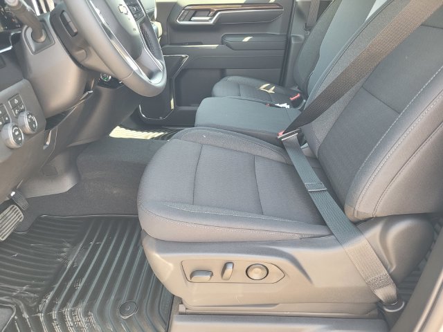 New 2026 Chevrolet Silverado 1500 LT w/ Convenience Package II AWD/4WD image 19