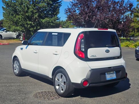Used 2016 Kia Soul FWD image 5
