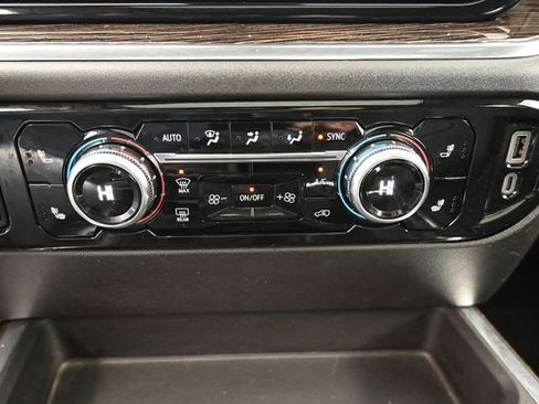 Used 2025 GMC Sierra 1500 Elevation w/ Elevation Premium Package image 27