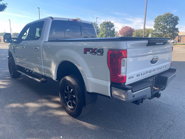 Used 2017 Ford F250 XLT w/ XLT Premium Package AWD/4WD image 3