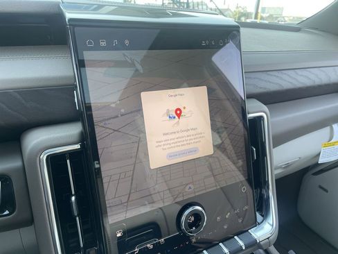 New 2026 GMC Yukon Denali w/ Sun & Power Step Package image 14