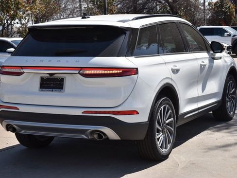 New 2026 Lincoln Corsair Reserve image 7