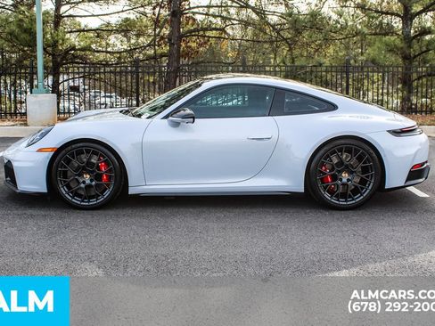 Used 2025 Porsche 911 Carrera GTS RWD image 7