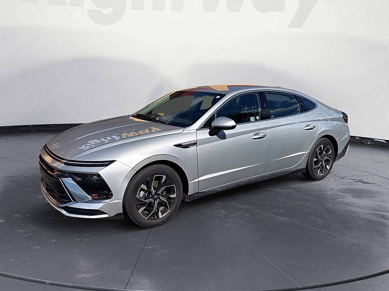 Used 2025 Hyundai Sonata SEL FWD image 1