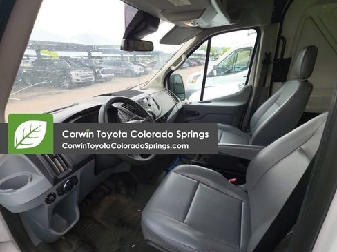 Used 2018 Ford Transit 250 148 Medium Roof RWD image 4