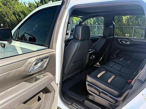 Used 2023 GMC Yukon AT4 AWD/4WD image 55