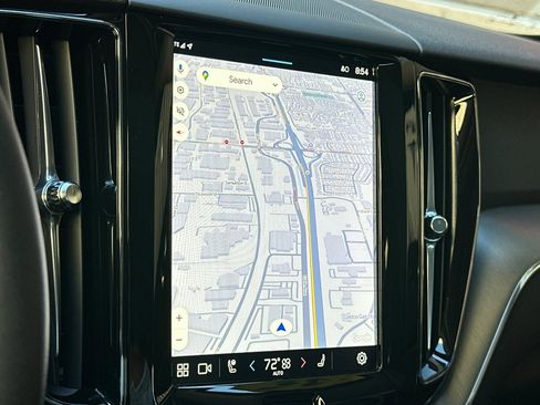 Used 2025 Volvo XC60 B5 Core w/ Protection Package Premier image 21