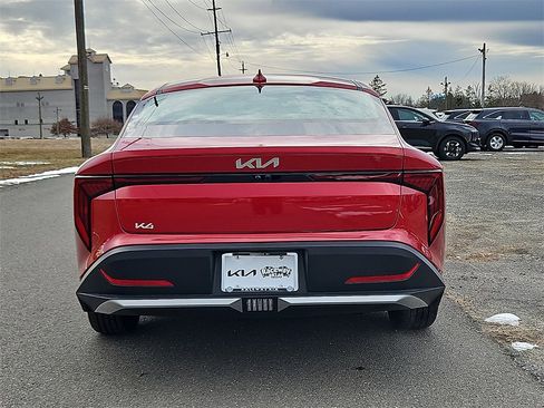 Certified 2025 Kia K4 LXS image 7